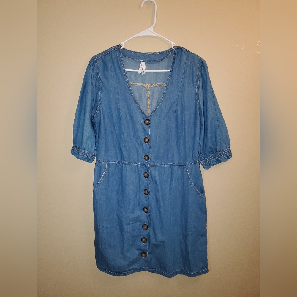 Live 4 Truth Dress